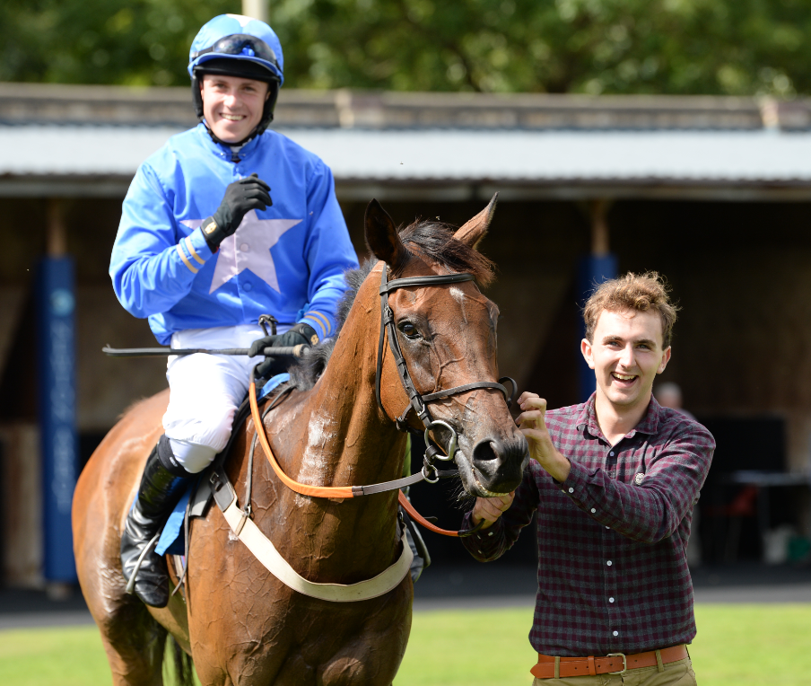 horseracing in devon